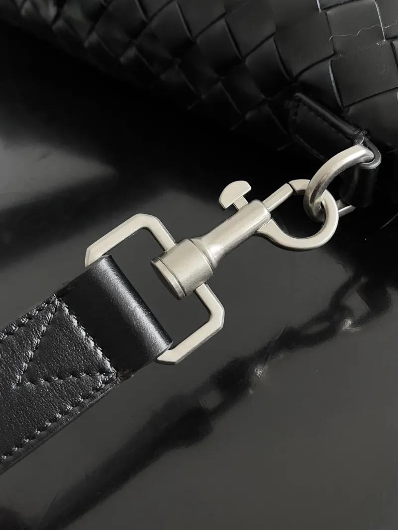 BV Briefcases-1 - Image 5