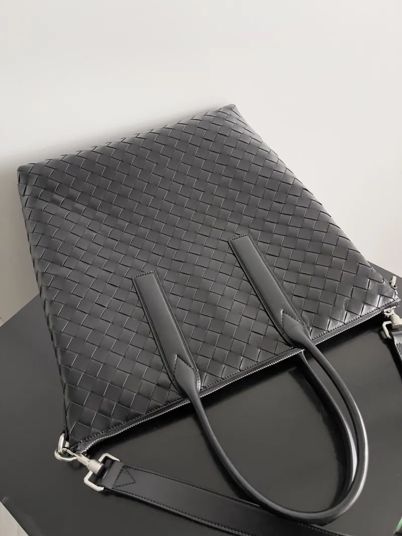 BV Briefcases-1 - Image 8