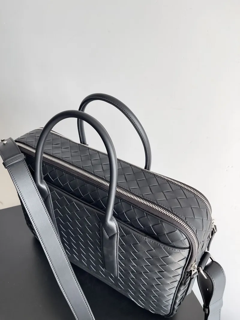 Bottega Veneta Black Woven Leather Briefcase - Image 7