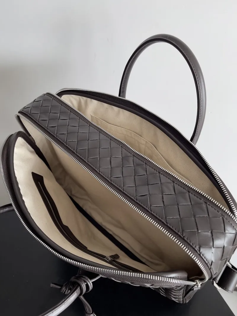 BV Briefcases-4 - Image 9