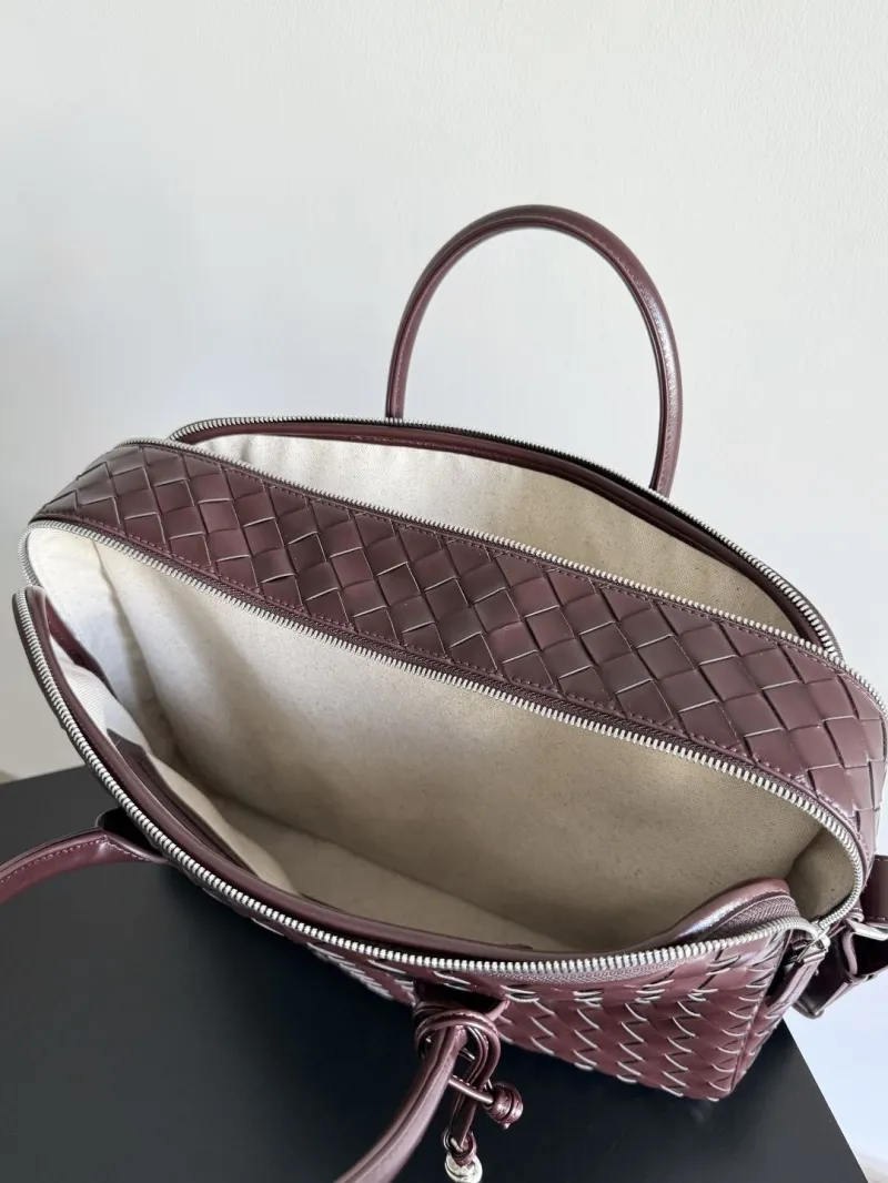 BV Briefcases-7 - Image 9