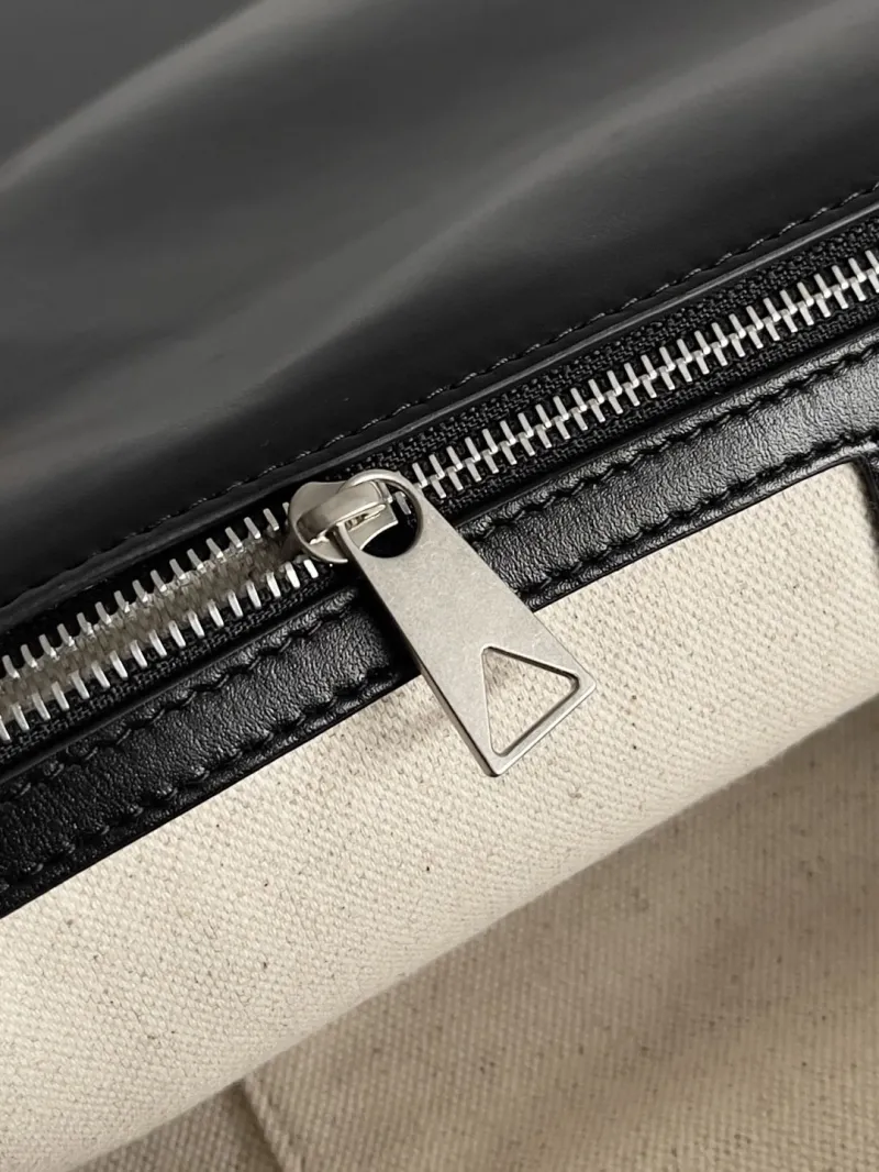 BV Briefcases-10 - Image 7
