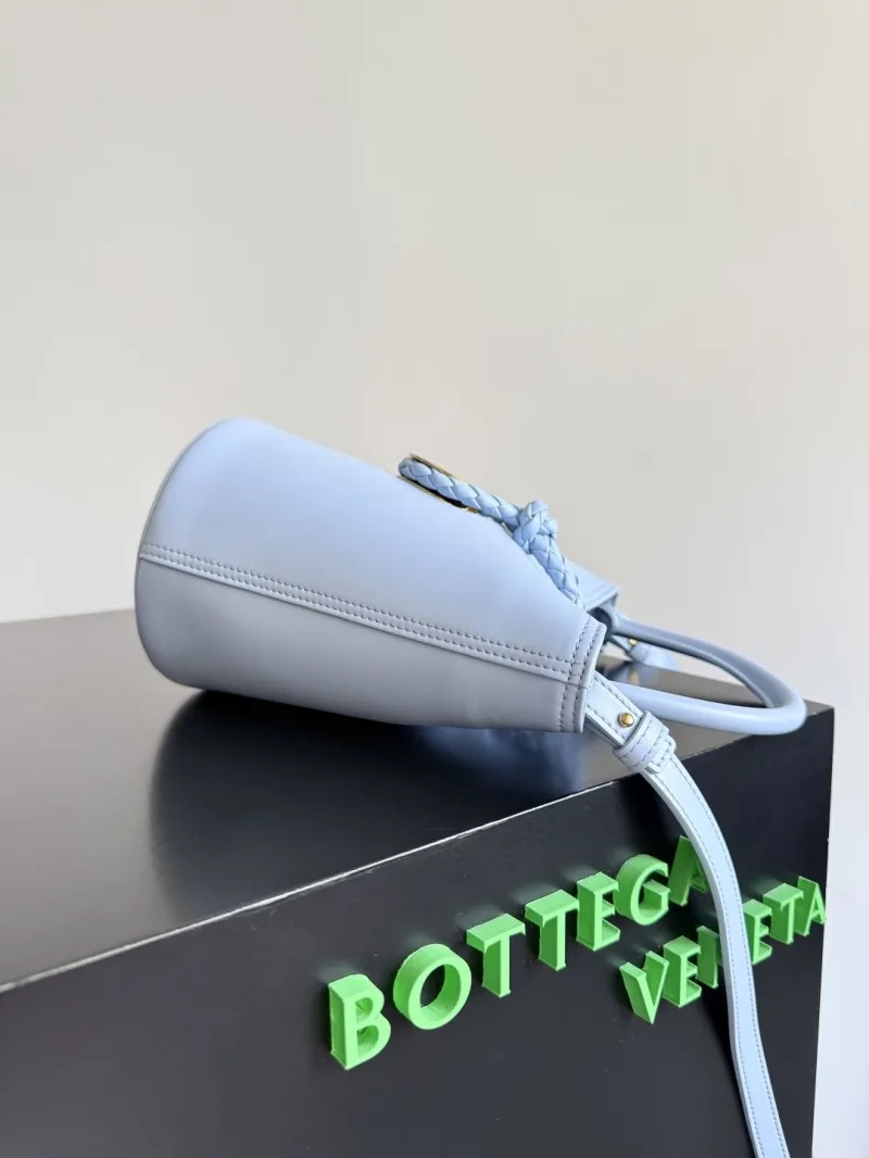 Alternative view of BV Bucket Bags-2