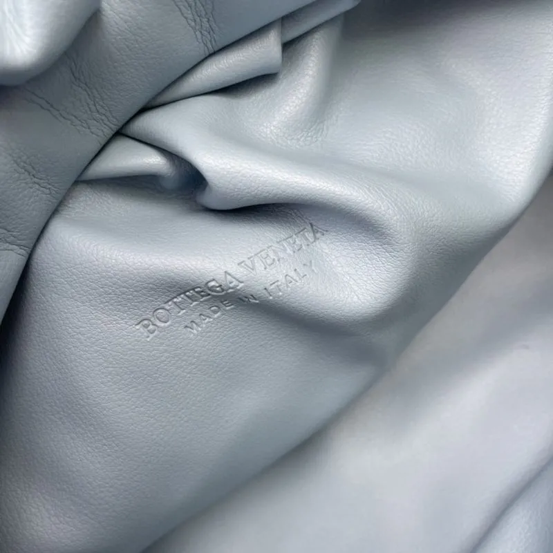 BV Cloud Bags-1 - Image 9