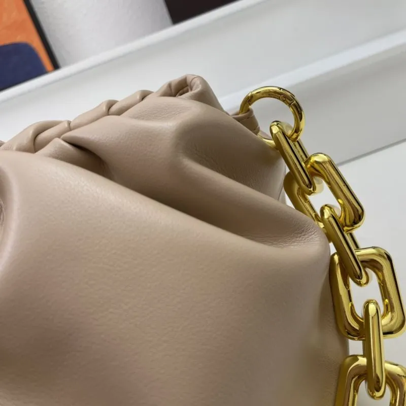 Bottega Veneta Beige Cloud Chain Bag S03022 - Image 4