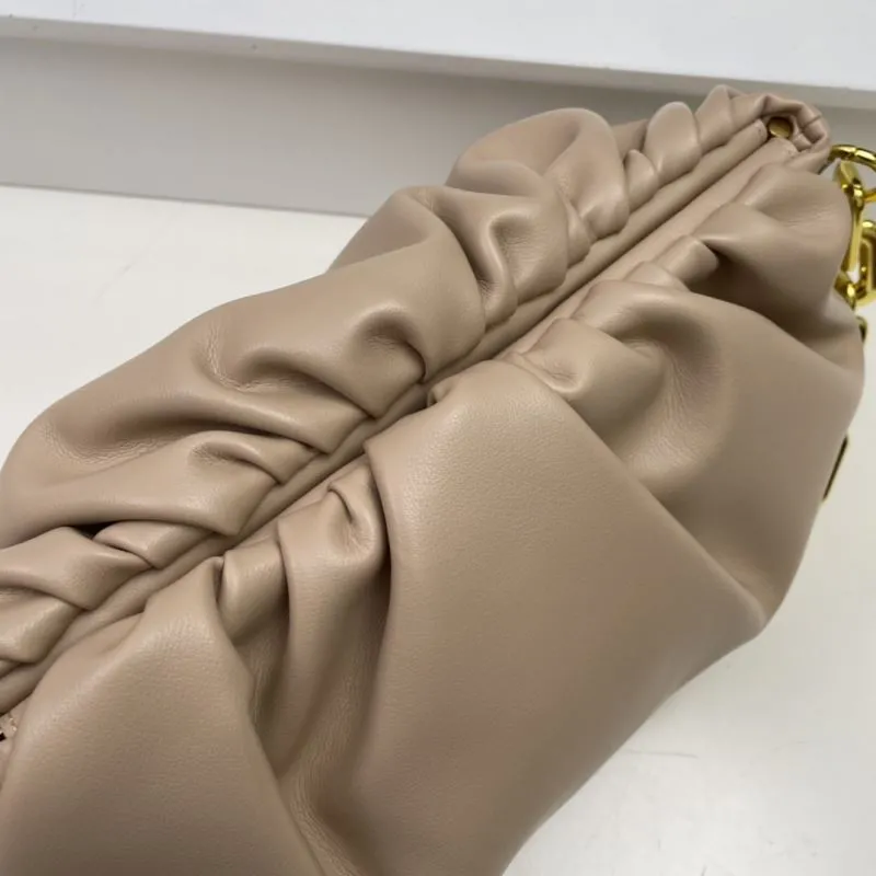 Bottega Veneta Beige Cloud Chain Bag S03022 - Image 5