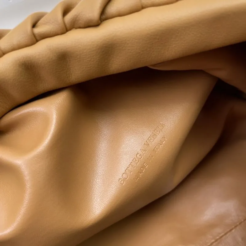 BV Cloud Bags-4 - Image 9