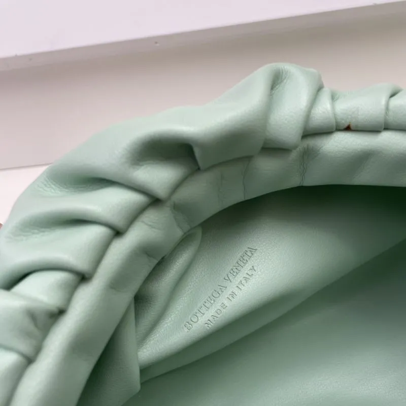 BV Cloud Bags-5 - Image 9