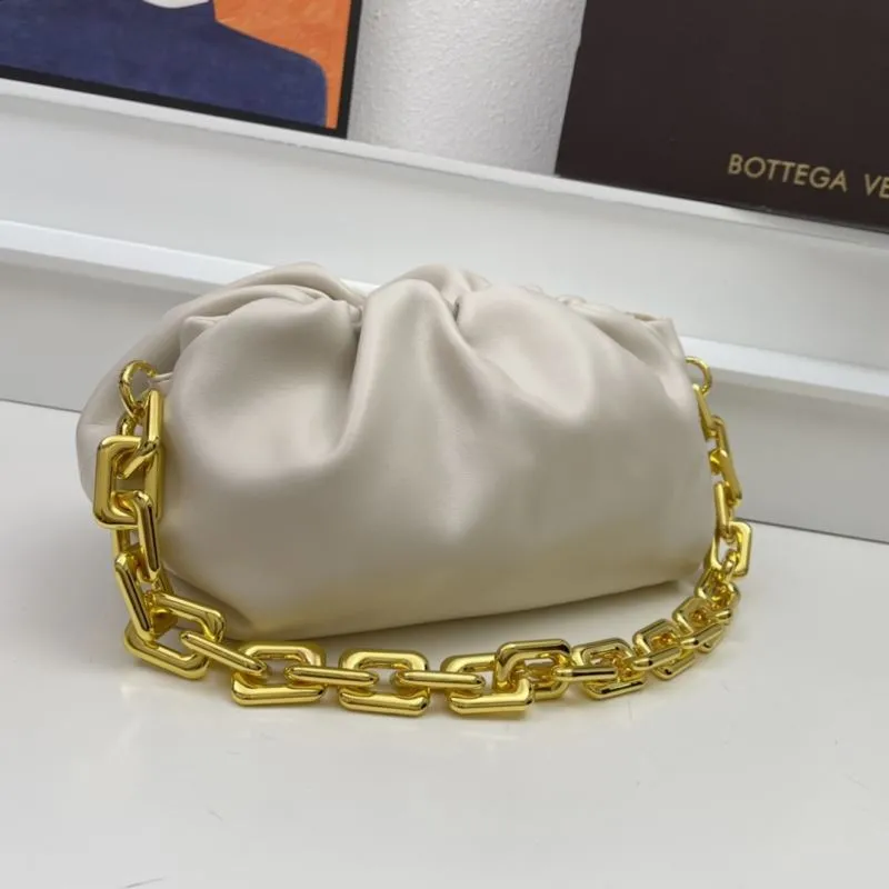 BV Cloud Bags-9 - Image 3