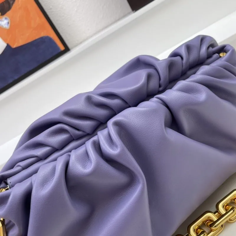BV Cloud Bags-11 - Image 4