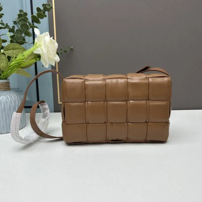 BV Brown Padded Crossbody Satchel Bag 26cm 3032 - Image 3