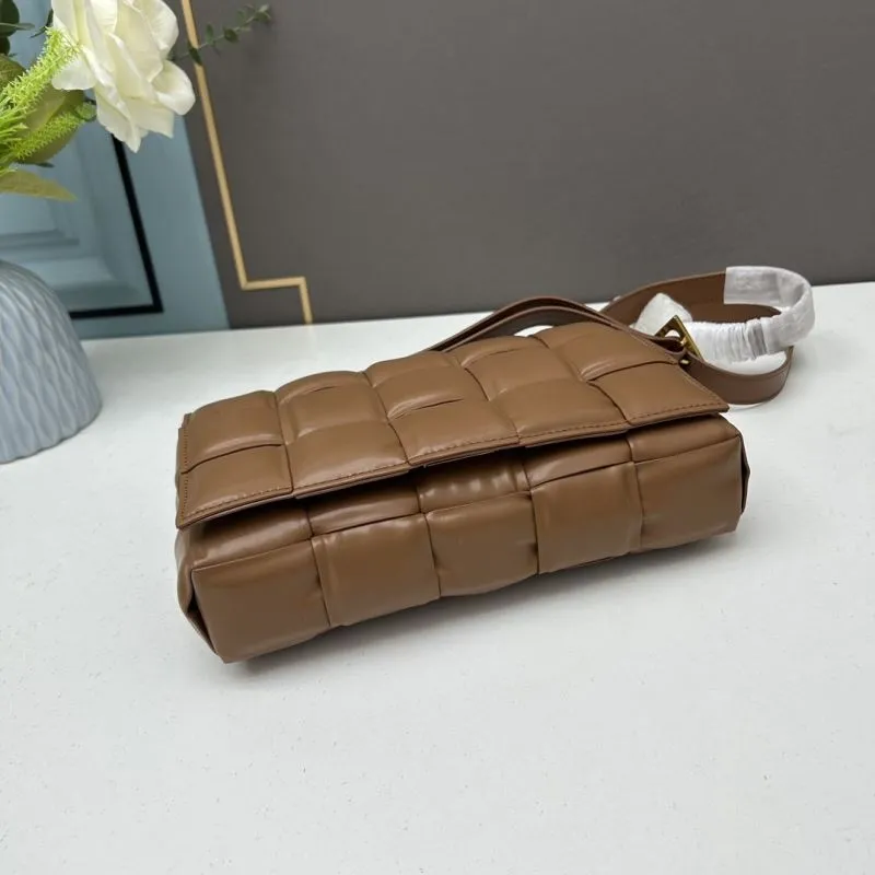 BV Brown Padded Crossbody Satchel Bag 26cm 3032 - Image 5