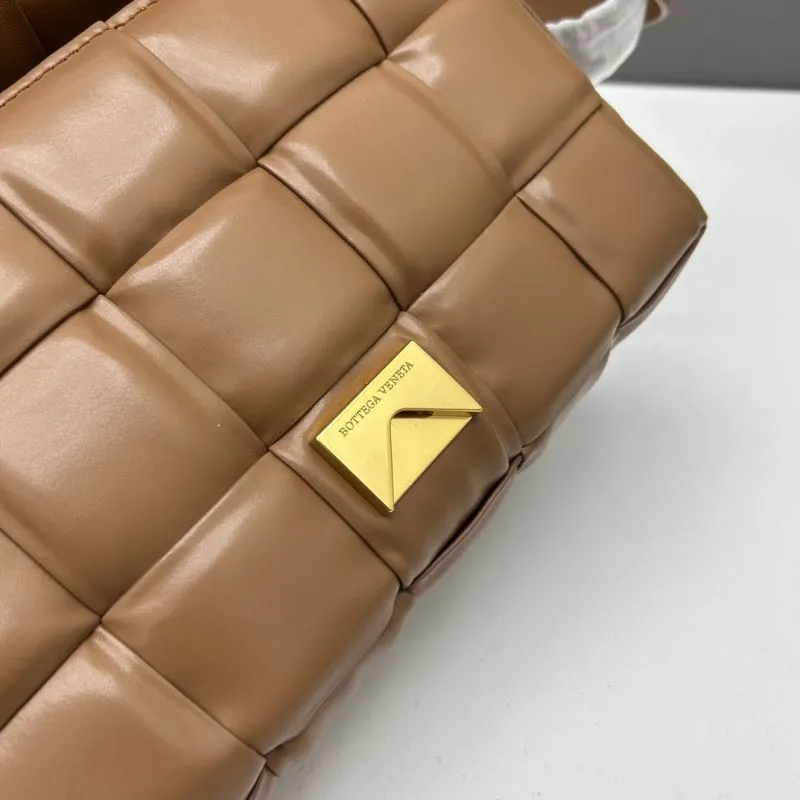BV Brown Padded Crossbody Satchel Bag 26cm 3032 - Image 6