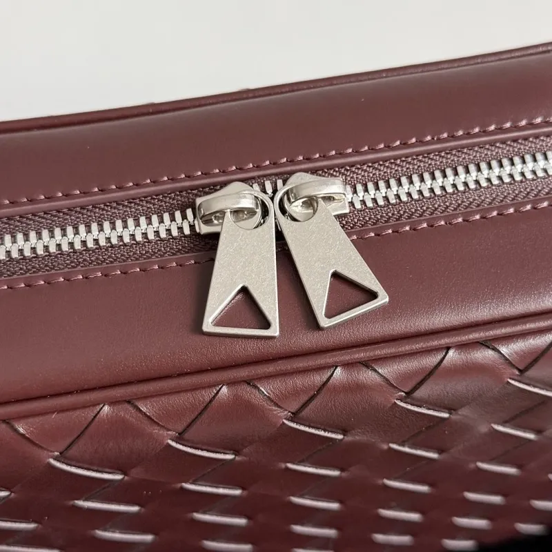 Bottega Veneta Brown Intrecciato Crossbody Bag - Image 5