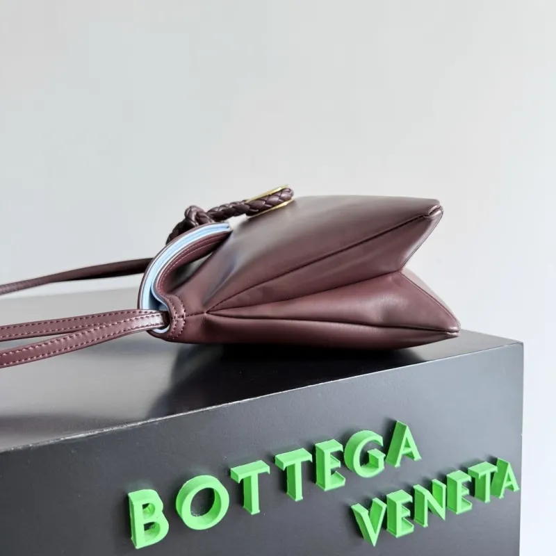 Alternative view of BV Satchel Bags-17