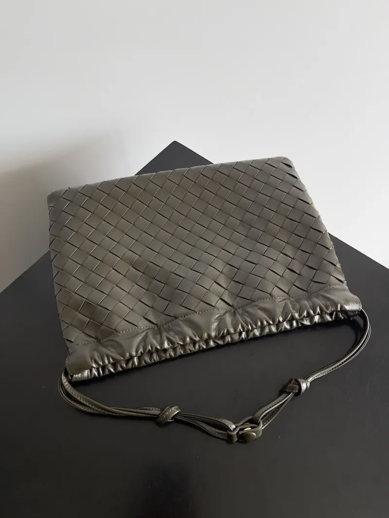 Bottega Veneta Intrecciato Leather Shoulder Satchel Bag Size 26 - Image 6