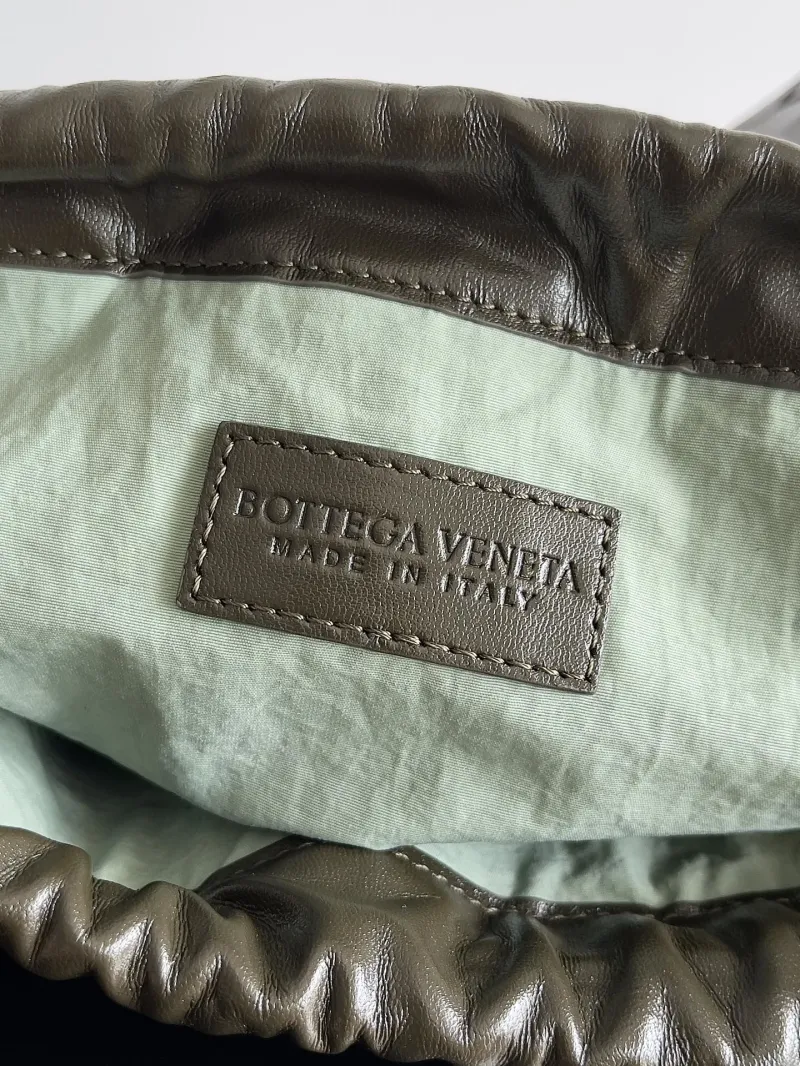 Bottega Veneta Intrecciato Leather Shoulder Satchel Bag Size 26 - Image 8