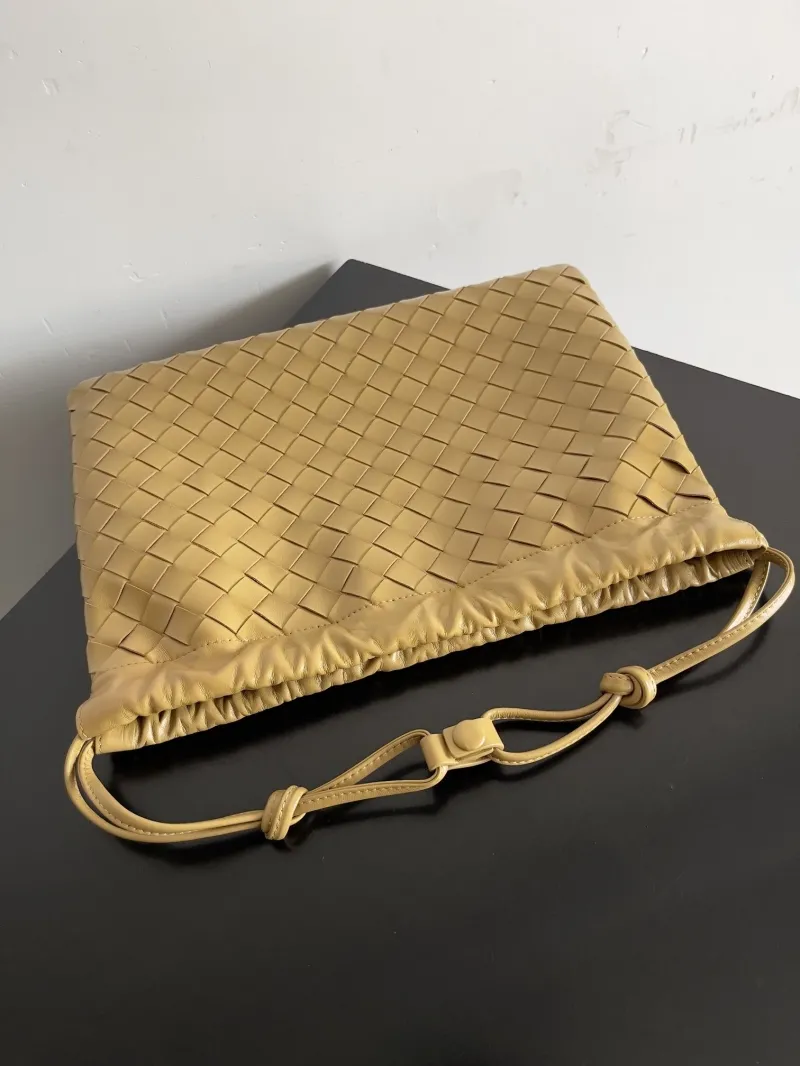 Bottega Veneta Tan Woven Satchel Bag Size 28 - Image 6