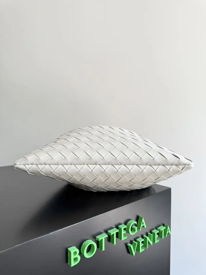 Bottega Veneta White Intrecciato Satchel Bag - Image 3