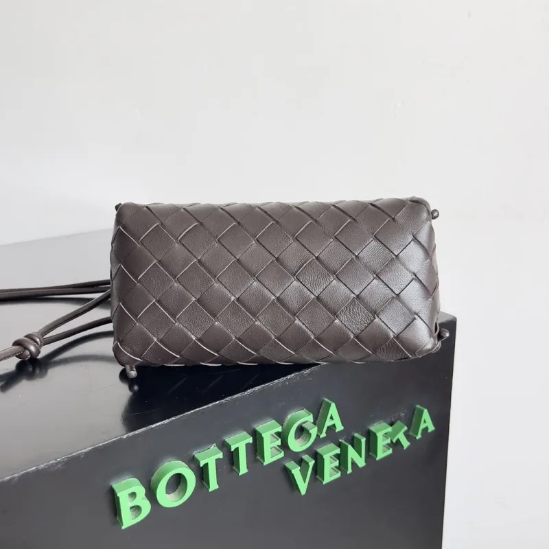 Bottega Veneta Brown Woven Leather Crossbody Bag - Image 3