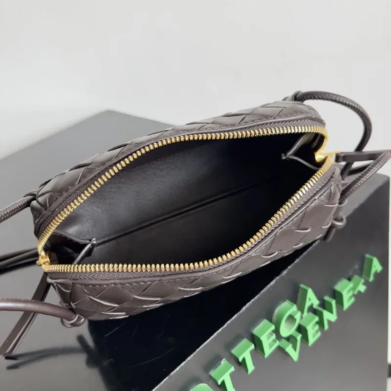 Bottega Veneta Brown Woven Leather Crossbody Bag - Image 9