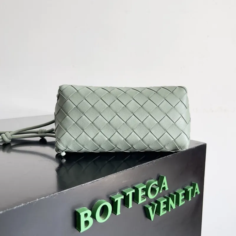 Bottega Veneta Light Green Woven Satchel Crossbody Bag - Image 3