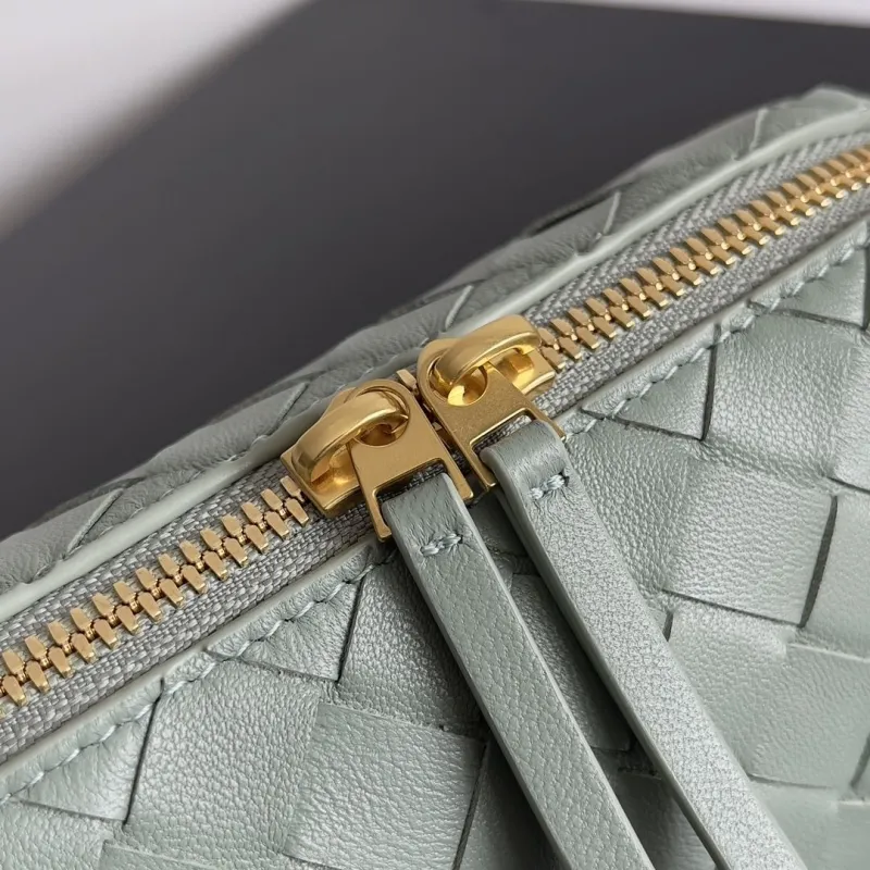 Bottega Veneta Light Green Woven Satchel Crossbody Bag - Image 6