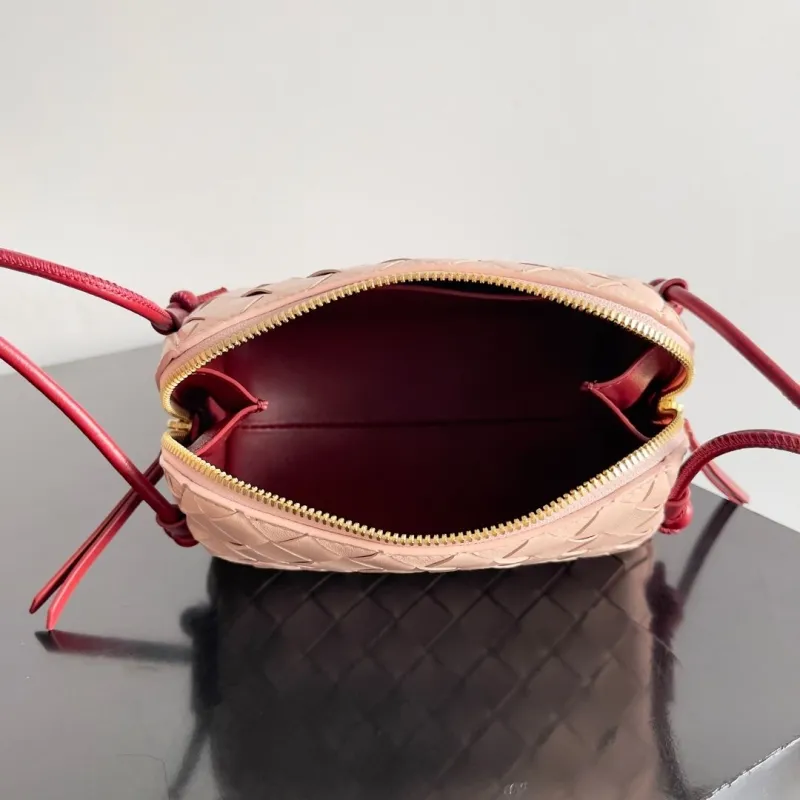 Bottega Veneta Blush Pink Intrecciato Crossbody Bag 47 - Image 9