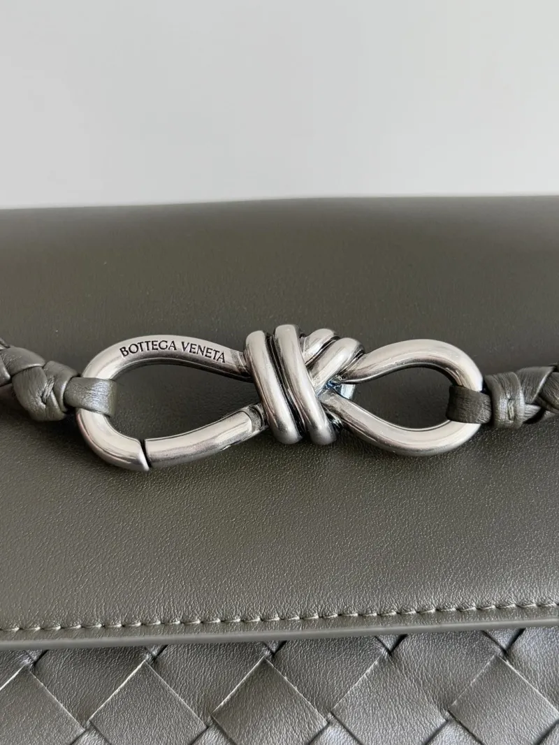 Bottega Veneta Gray Woven Leather Crossbody Satchel Bag - Image 4
