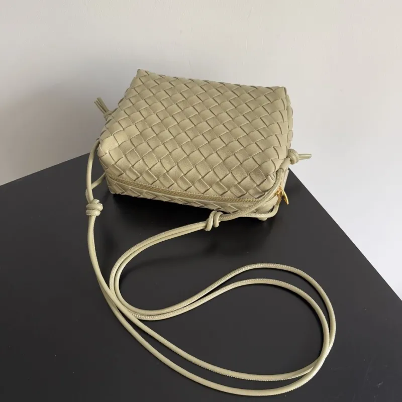 Bottega Veneta Sage Intrecciato Crossbody Bag 63 - Image 7