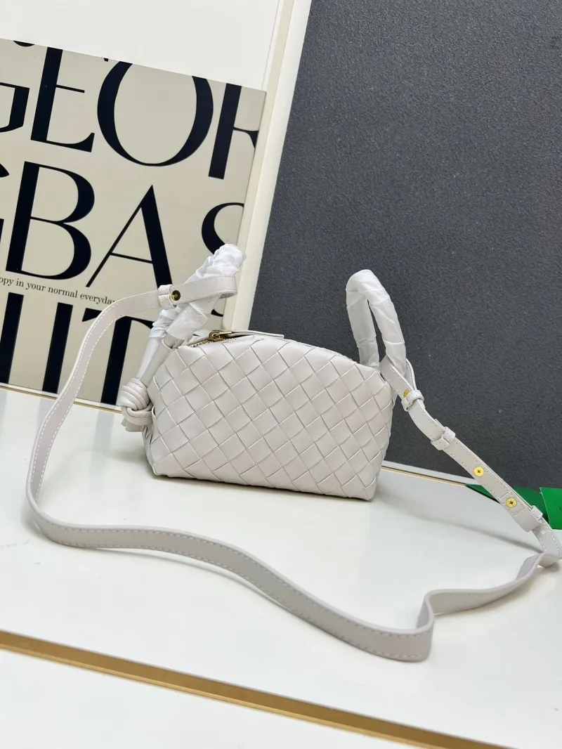 White BV Woven Satchel Bag S04003 - Image 3