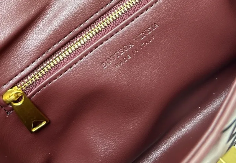 BV Burgundy Woven Satchel Crossbody Bag S06335 - Image 8