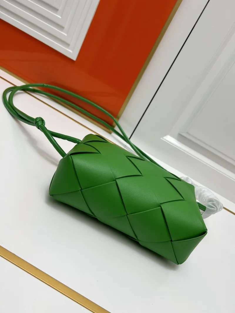 BV Green Woven Satchel Bag S002 - Image 4