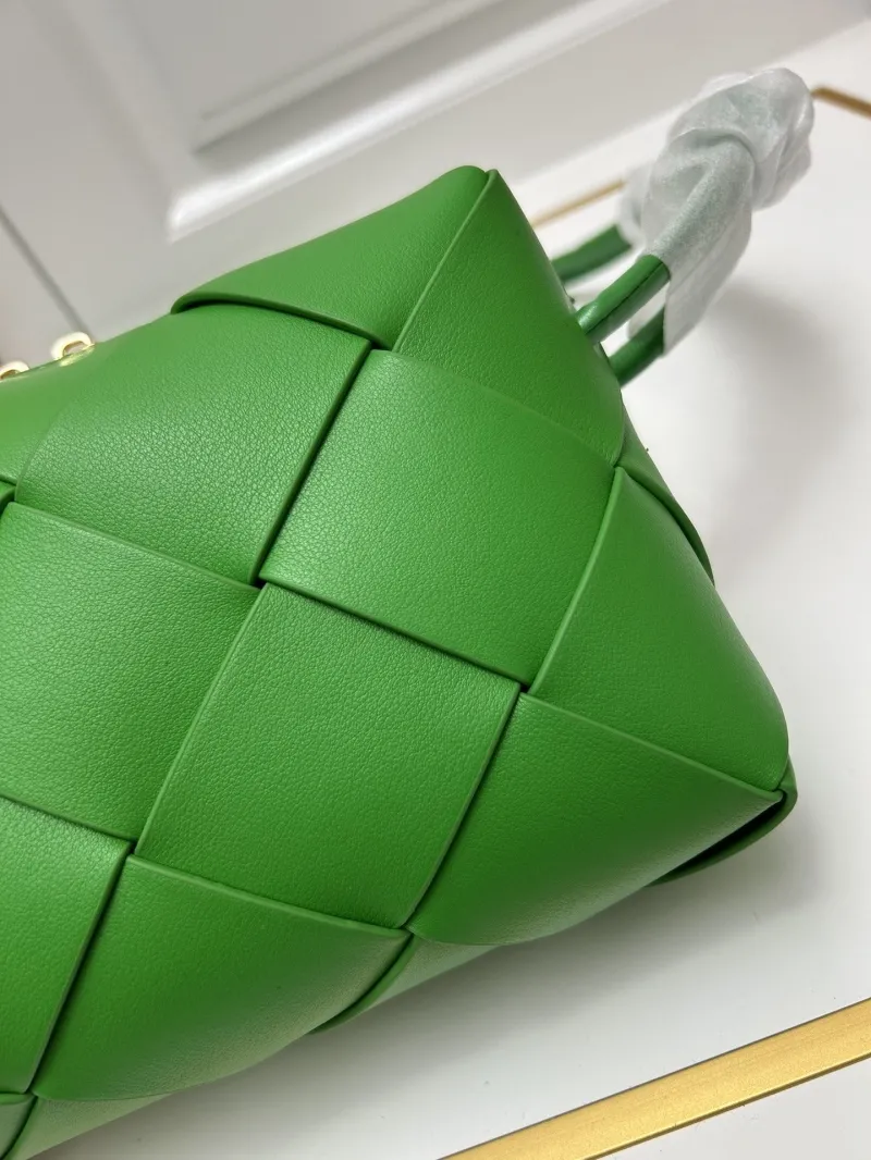 BV Green Woven Satchel Bag S002 - Image 6