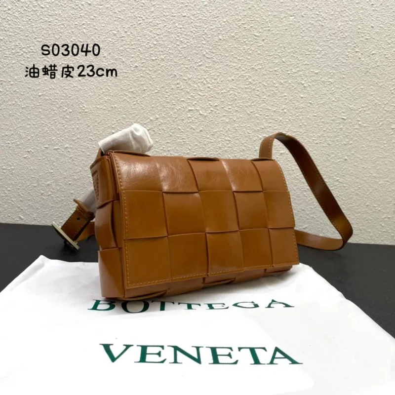 Alternative view of Bottega Veneta Brown Leather Satchel Bag S03040 23cm