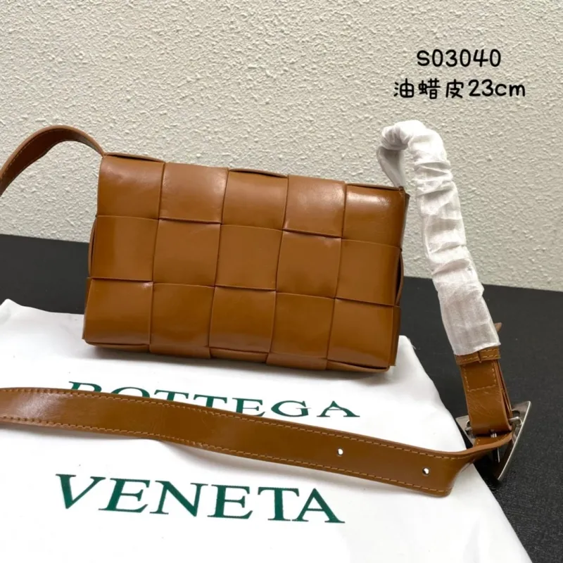 Bottega Veneta Brown Leather Satchel Bag S03040 23cm - Image 3