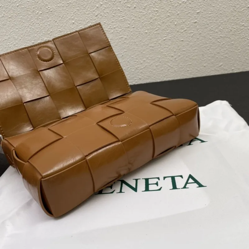 Bottega Veneta Brown Leather Satchel Bag S03040 23cm - Image 7