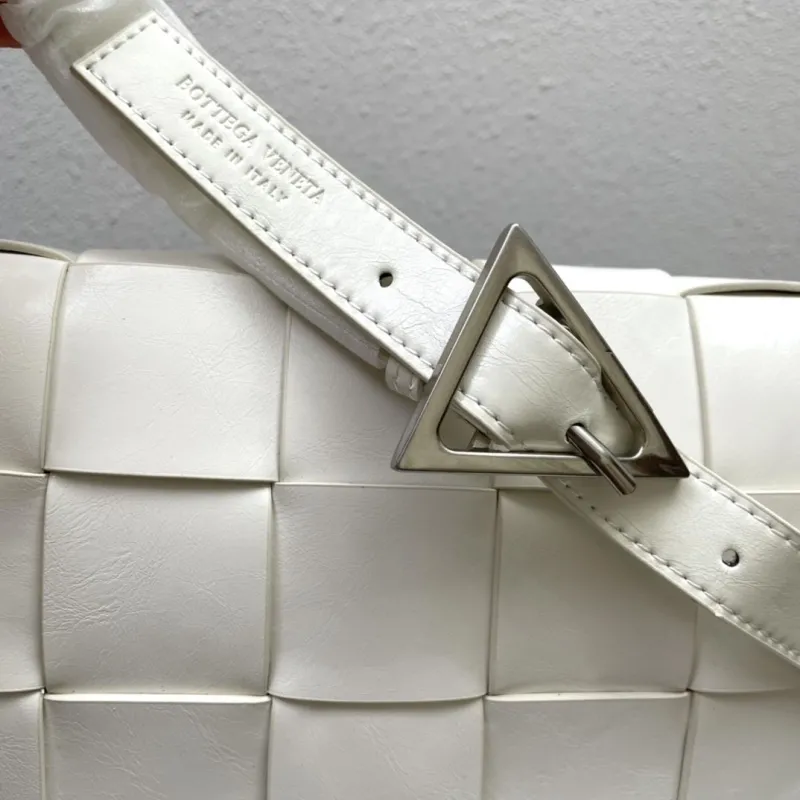 Bottega Veneta Ivory Crossbody Satchel Bag S03040 23cm - Image 5