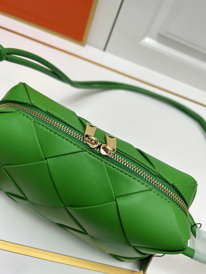 BV Green Woven Satchel Bag S002 - Image 7