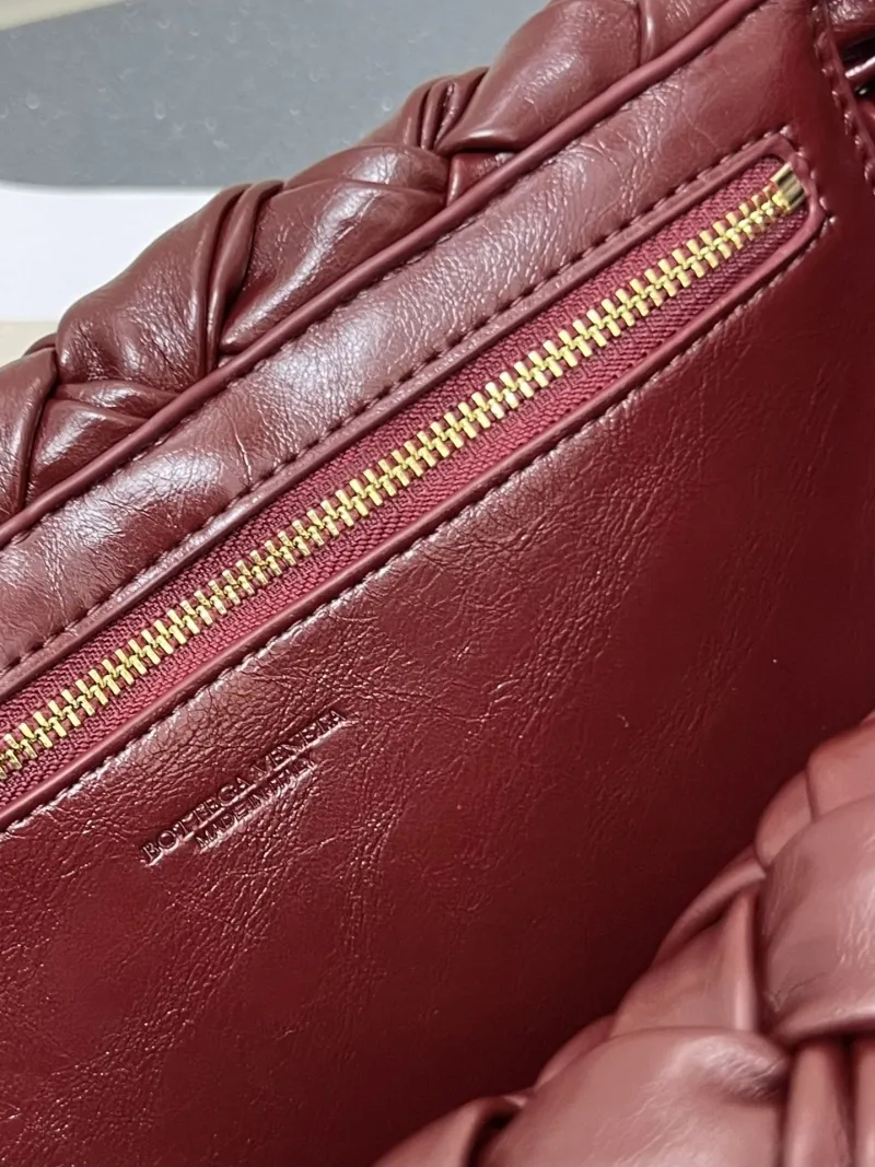 BV Burgundy Woven Leather Shoulder Bag S0985 - Image 10
