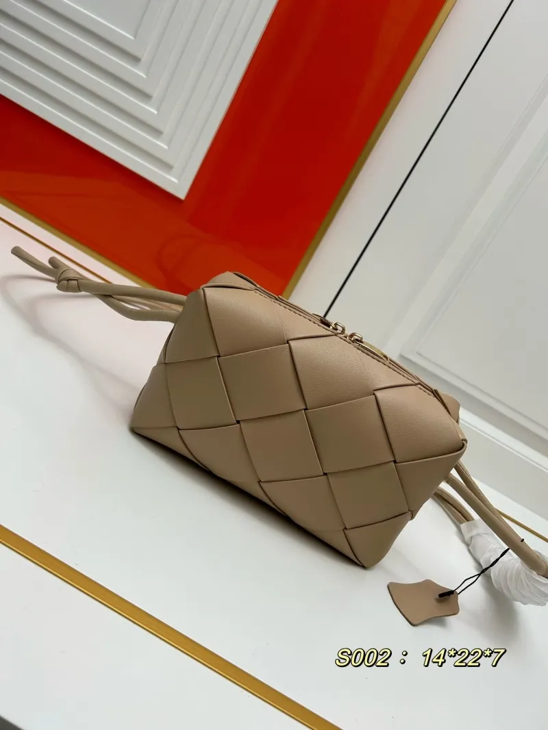 BV Beige Woven Satchel Bag S002