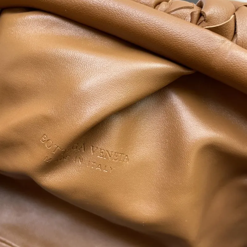 Bottega Veneta Brown Woven Crossbody Bag S2080 S2090 - Image 9