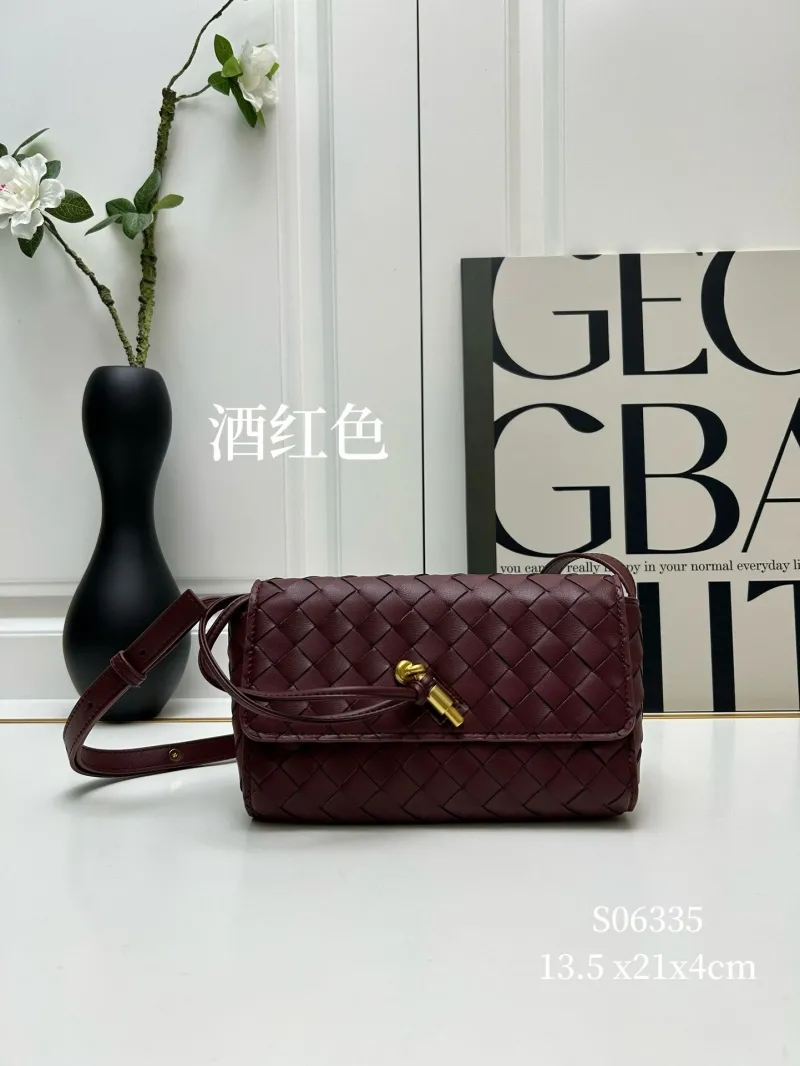 BV Woven Crossbody Satchel Bag S06335 - Image 5
