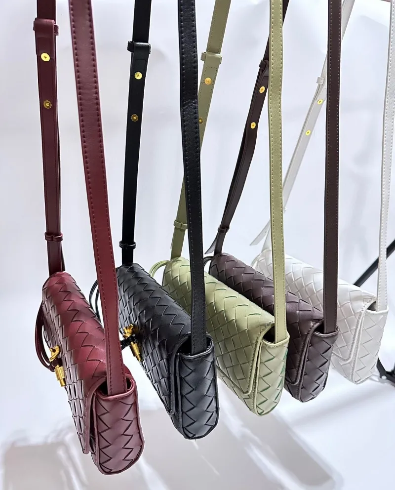 BV Woven Crossbody Satchel Bag S06335 - Image 7