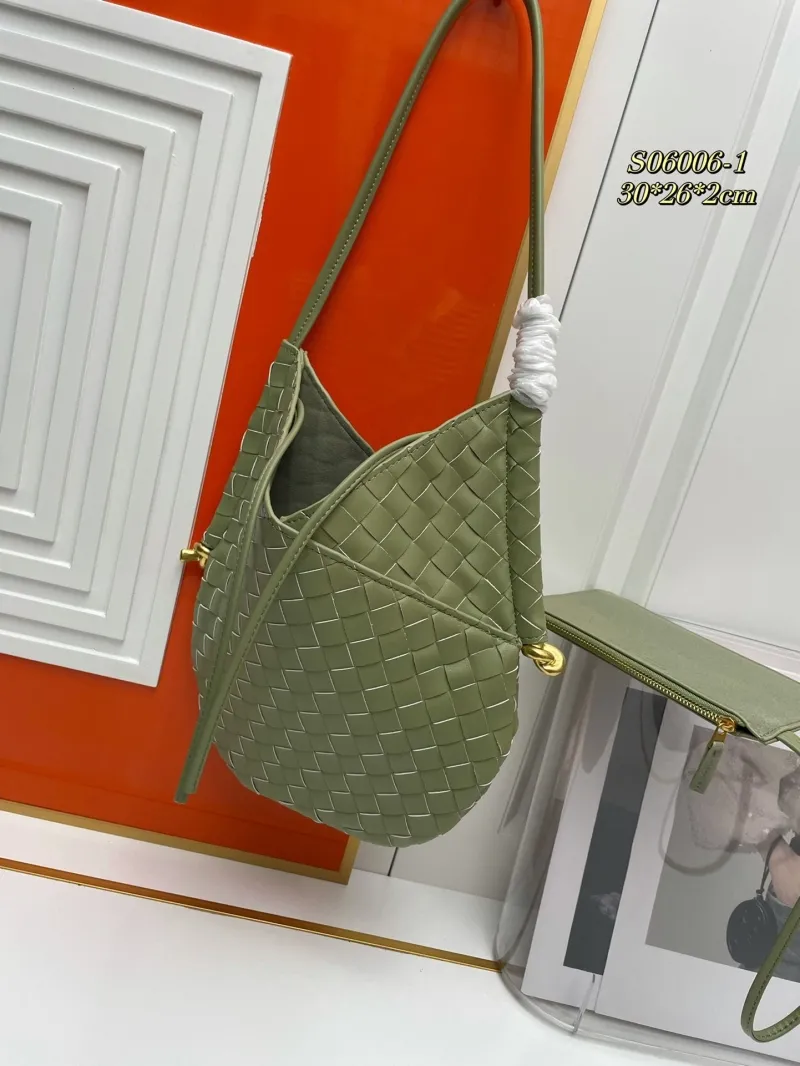 Alternative view of BV Green Woven Satchel Bag S06006-1