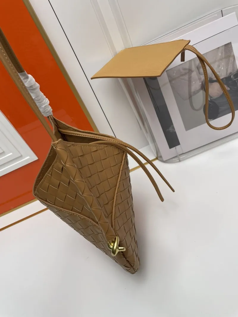 BV Brown Woven Satchel Bag S06006-1 - Image 3