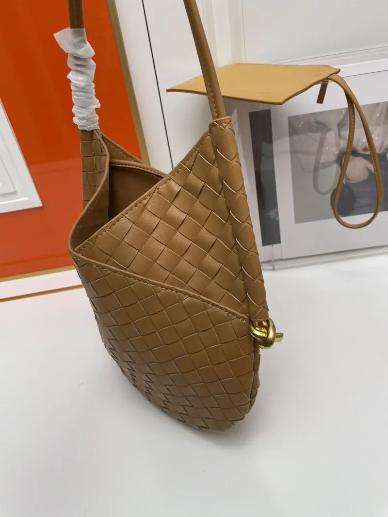 BV Brown Woven Satchel Bag S06006-1 - Image 4