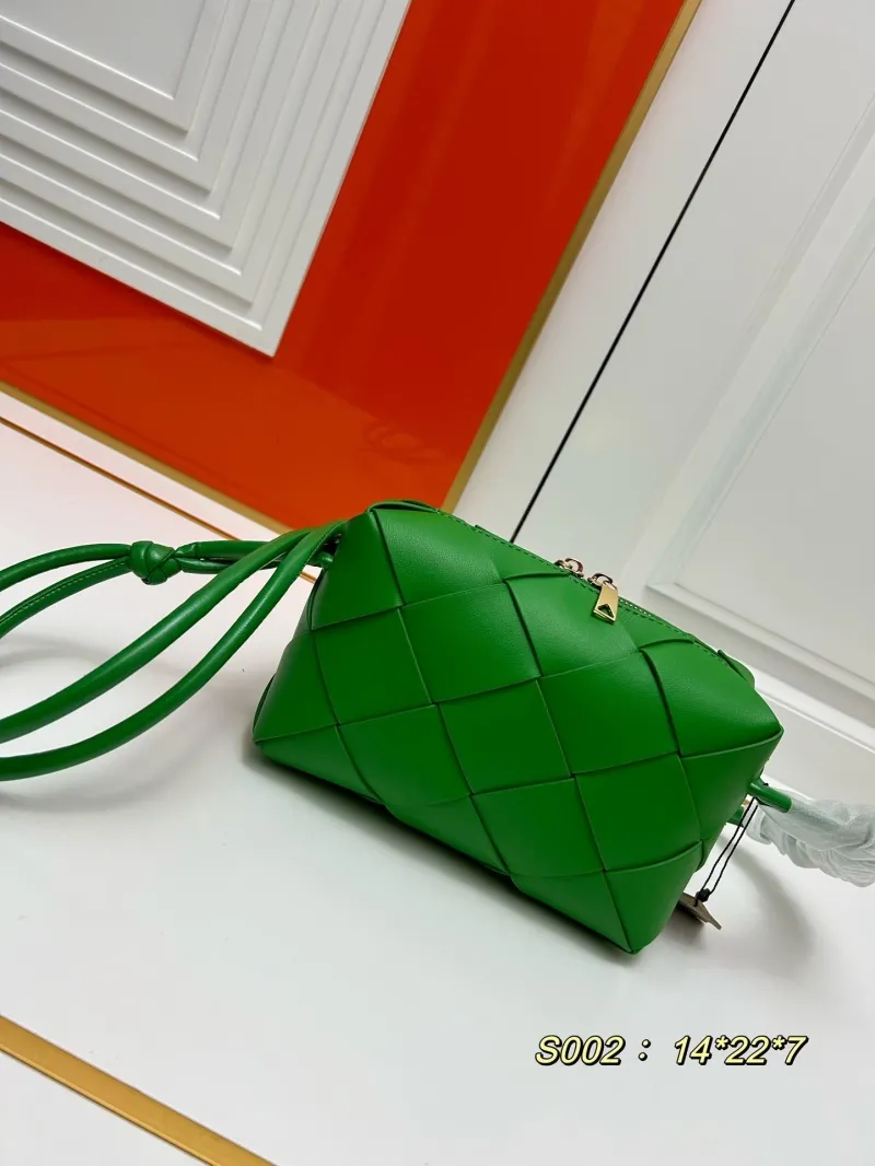 Alternative view of BV Green Woven Satchel Bag S002