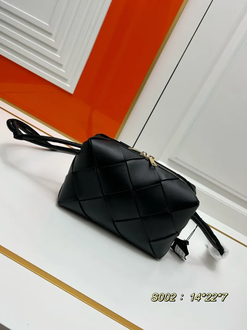 BV Black Woven Satchel Bag S002