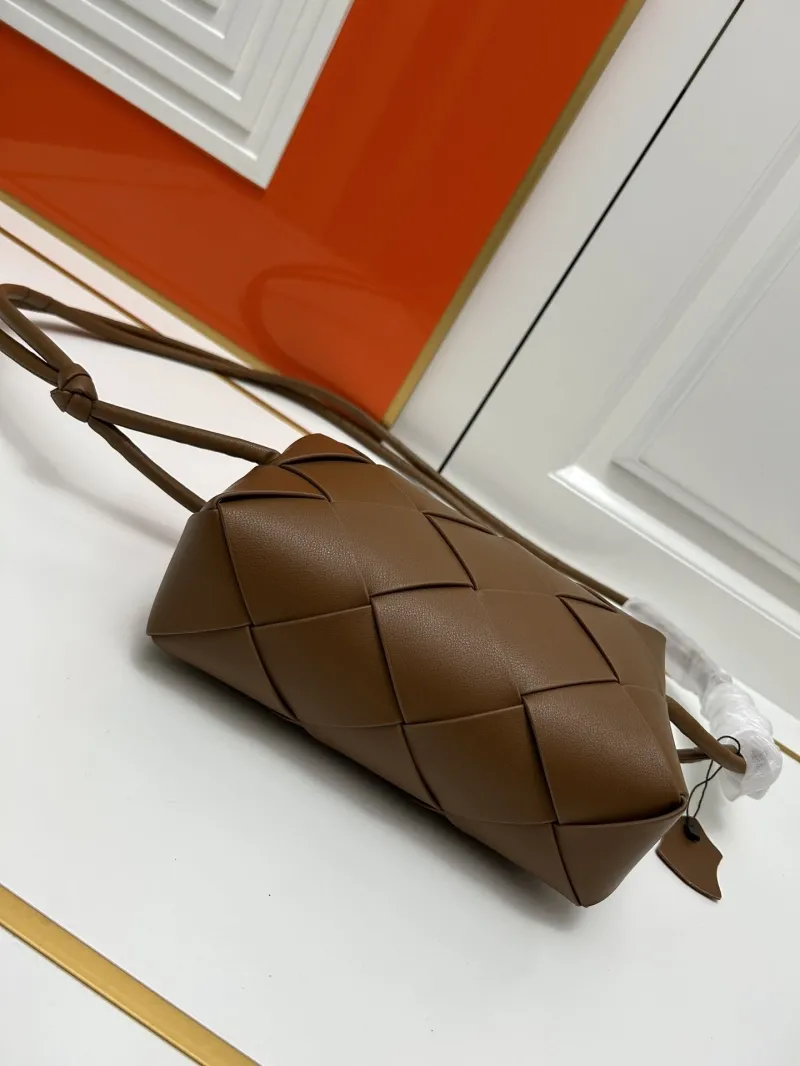 BV Brown Woven Leather Satchel Bag S002 - Image 4
